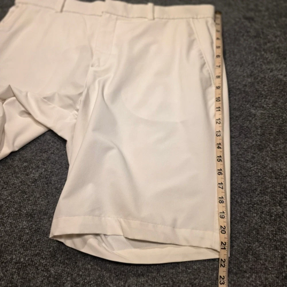 Nike Golf Mens Shorts White Performance Flat Front Size 38 Active Dri Fit Resort